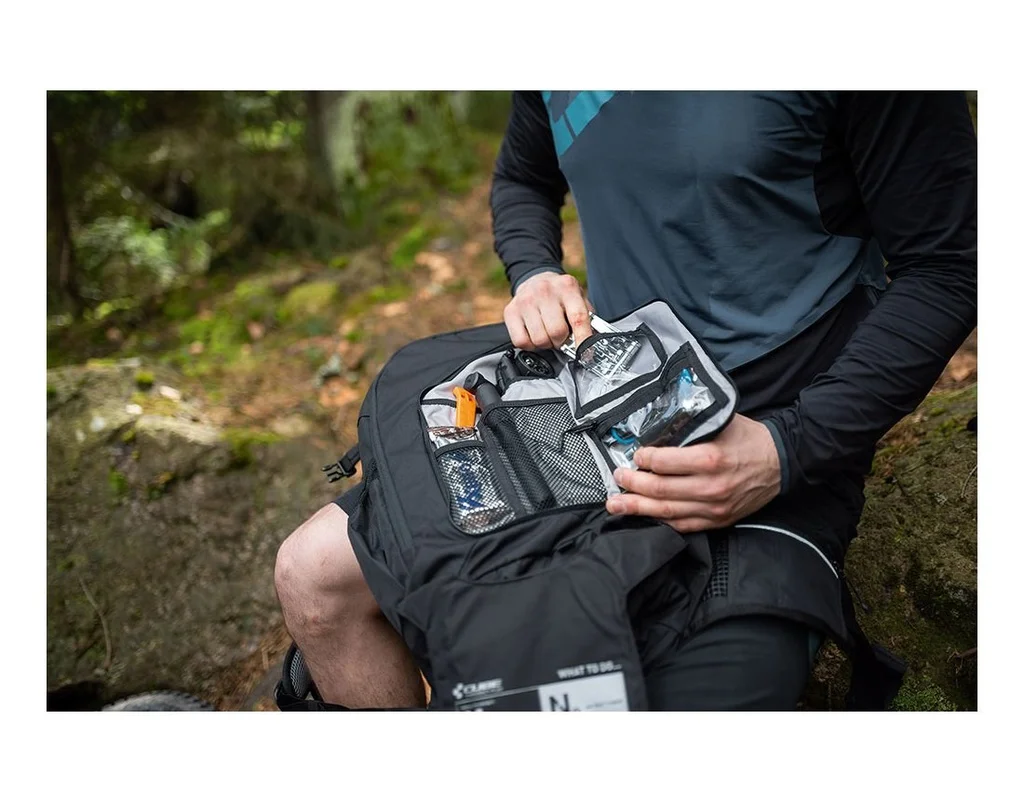 Kolesarski nahrbtnik Cube EDGE Hybrid 20l