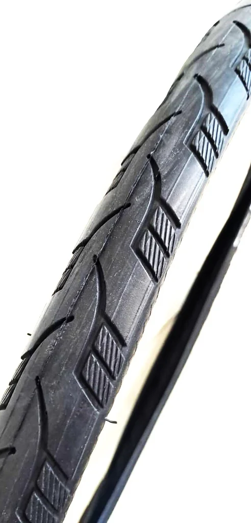 Plašč (Tyre) CST 700x45 / 28x1.75 NERA APL Classic Breaker C1838