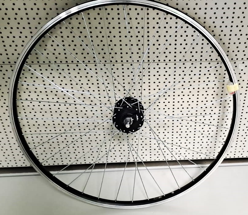 Front rim 28'' with Shimano Nexus dynamo