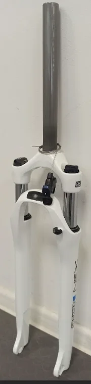 Suspension Fork SR Suntour 28'' NEX LOR, Coil, 70mm, 9x100mm, white