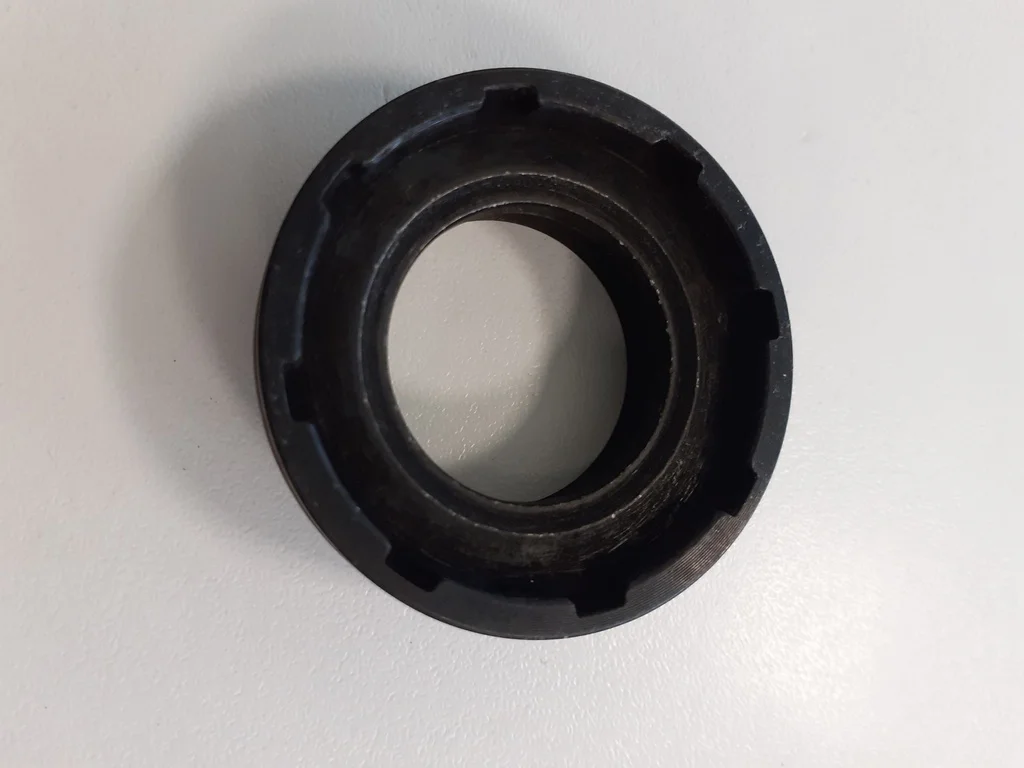 Lock nut for chainwheel, M32 Motinova Volans