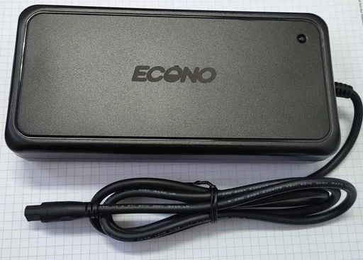 Polnilec za 36V baterijo ECONO / 6A 3pin