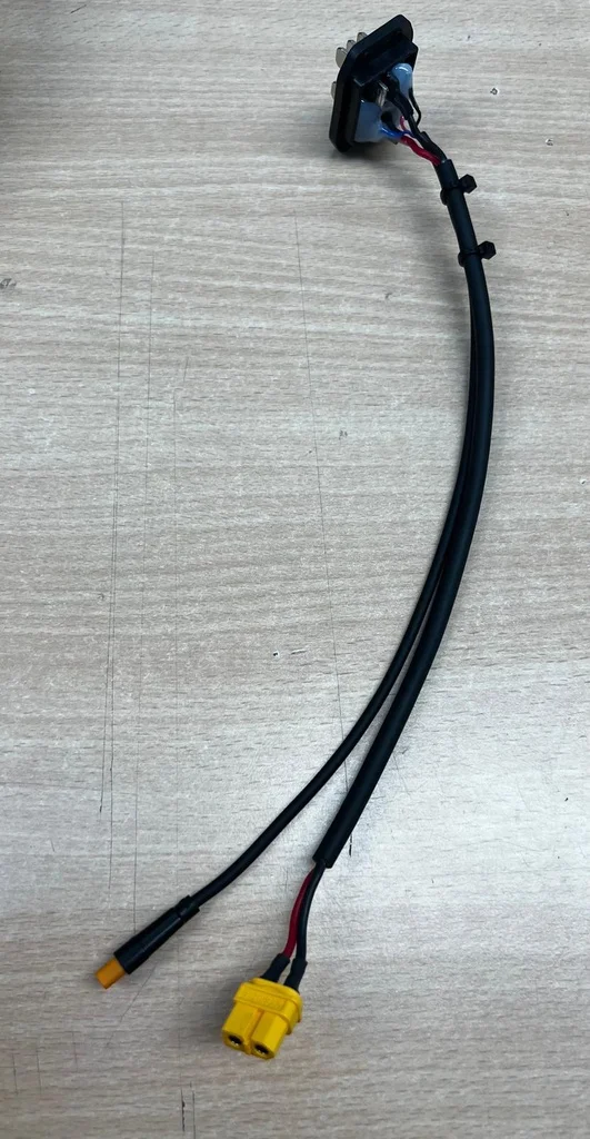 Motor cable IW-U IW-T BULL - GB CENTER