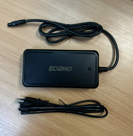 Comtron Battery Charger for 36V / 4A 4 pin CAN