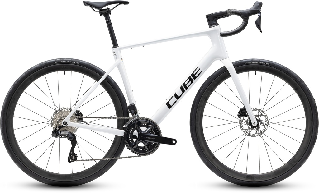Cestno kolo CUBE Attain C:62 SLX metallicwhite´n´black 2027