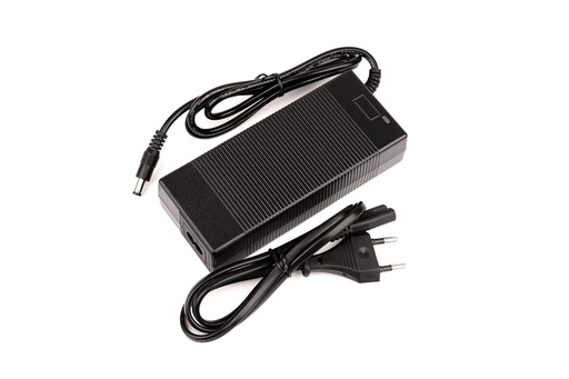 Charger for 36V battery / 2A DC 2.1